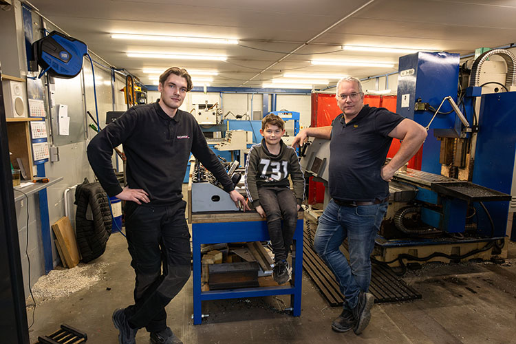 Vader en zoons Lagendijk
